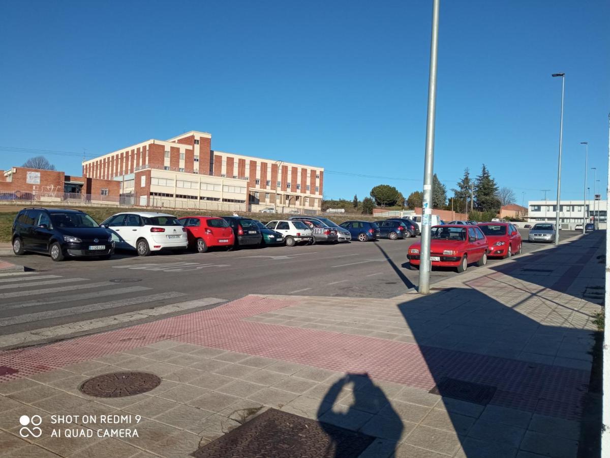 לאון Apartamento Terra Denis מראה חיצוני תמונה